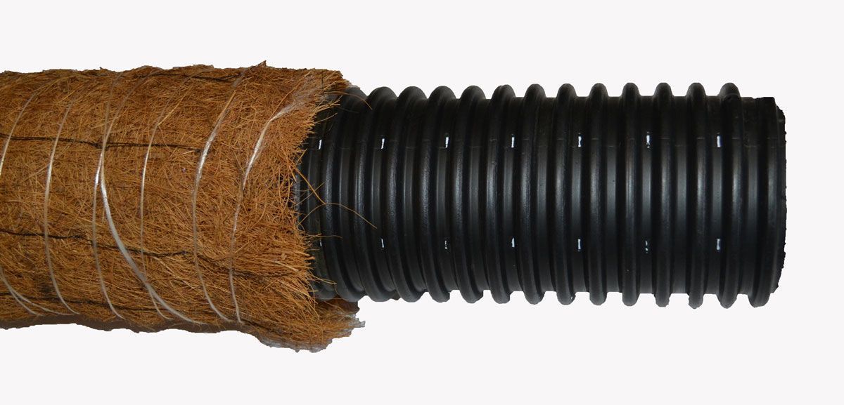 Труба дренажная гофрированная в фильтре кокос однослойная SN 4 диаметр 110 мм